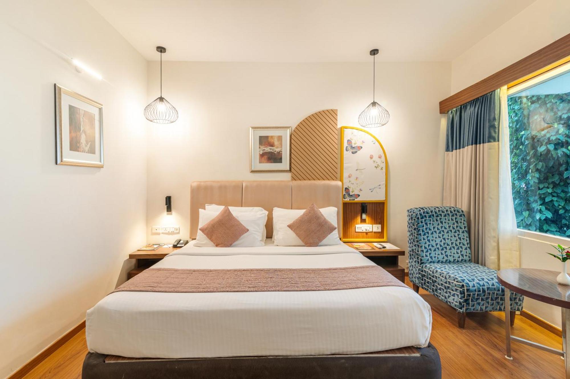 สเตอร์ลิง เยกาอุด Hotel เยอร์โคด ภายนอก รูปภาพ